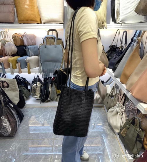 广州包包批发货源最全攻略 深度解析箱包皮具市场与采购技巧