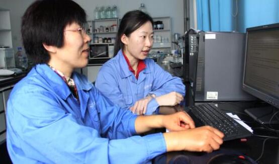 《河北工人报》厂区纪事：攻坚克难研发新药传捷报